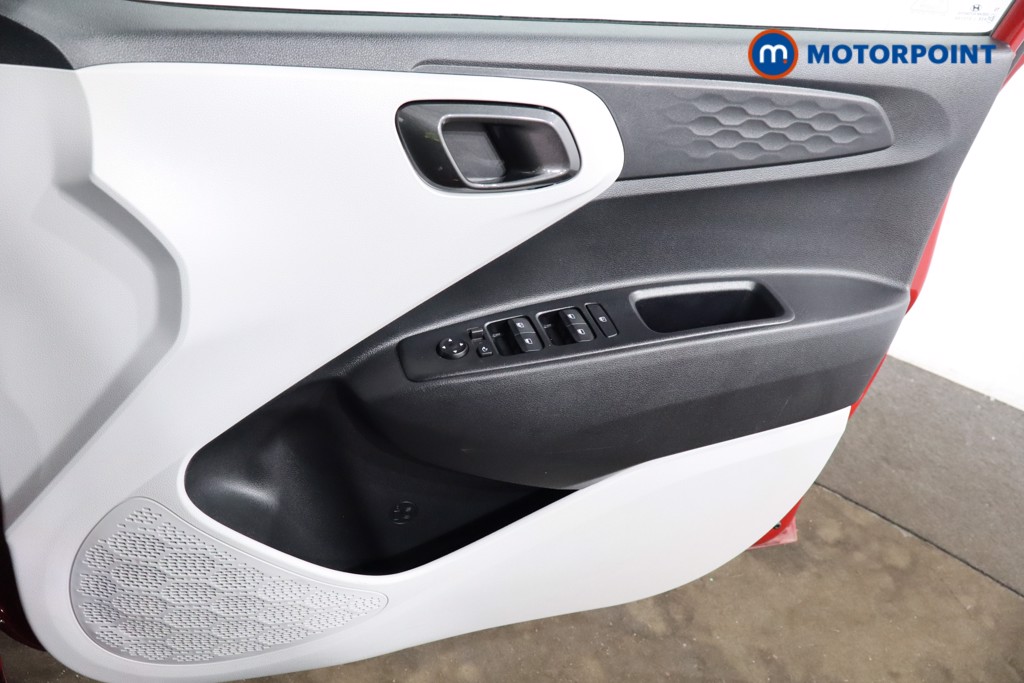 Hyundai I10 Premium Automatic Petrol Hatchback - Stock Number (1547318) - 21st supplementary image