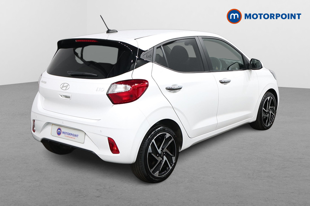 Hyundai I10 Premium Automatic Petrol Hatchback - Stock Number (1547330) - Drivers side rear corner