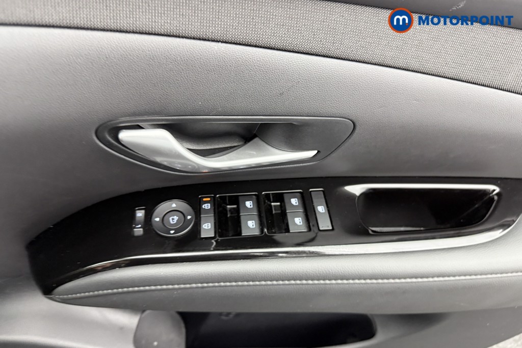 Hyundai Tucson Premium Automatic Petrol Plug-In Hybrid SUV - Stock Number (1547395) - 16th supplementary image