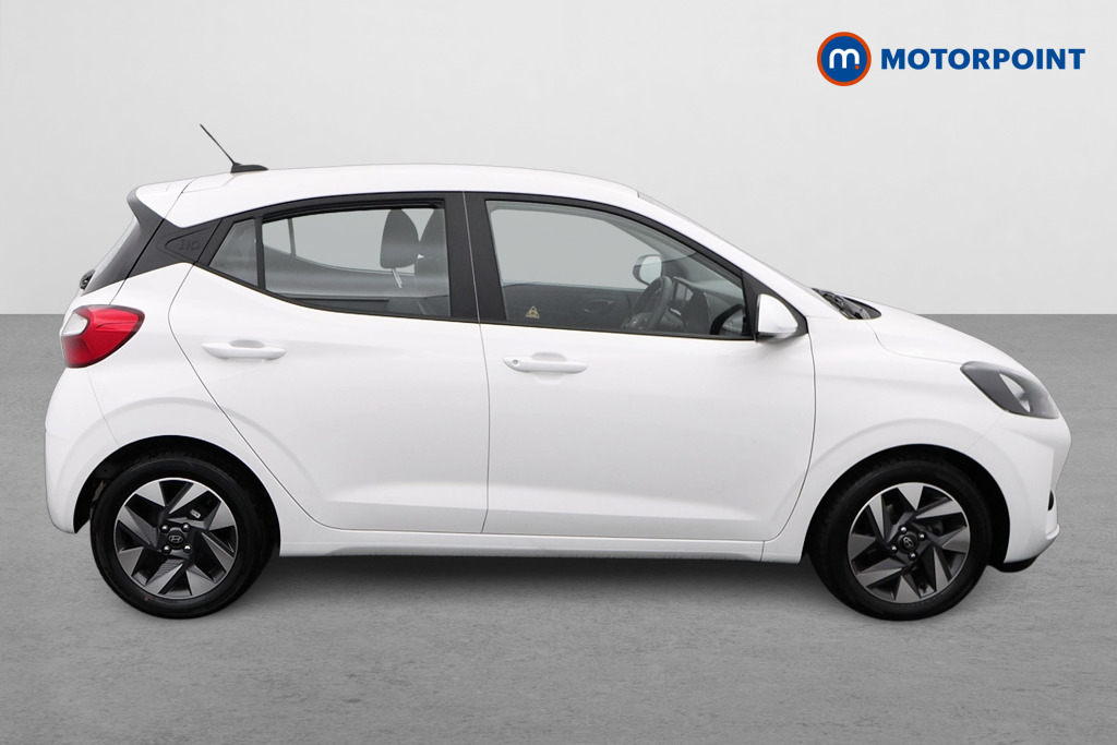 Hyundai I10 Advance Automatic Petrol Hatchback - Stock Number (1547570) - Drivers side