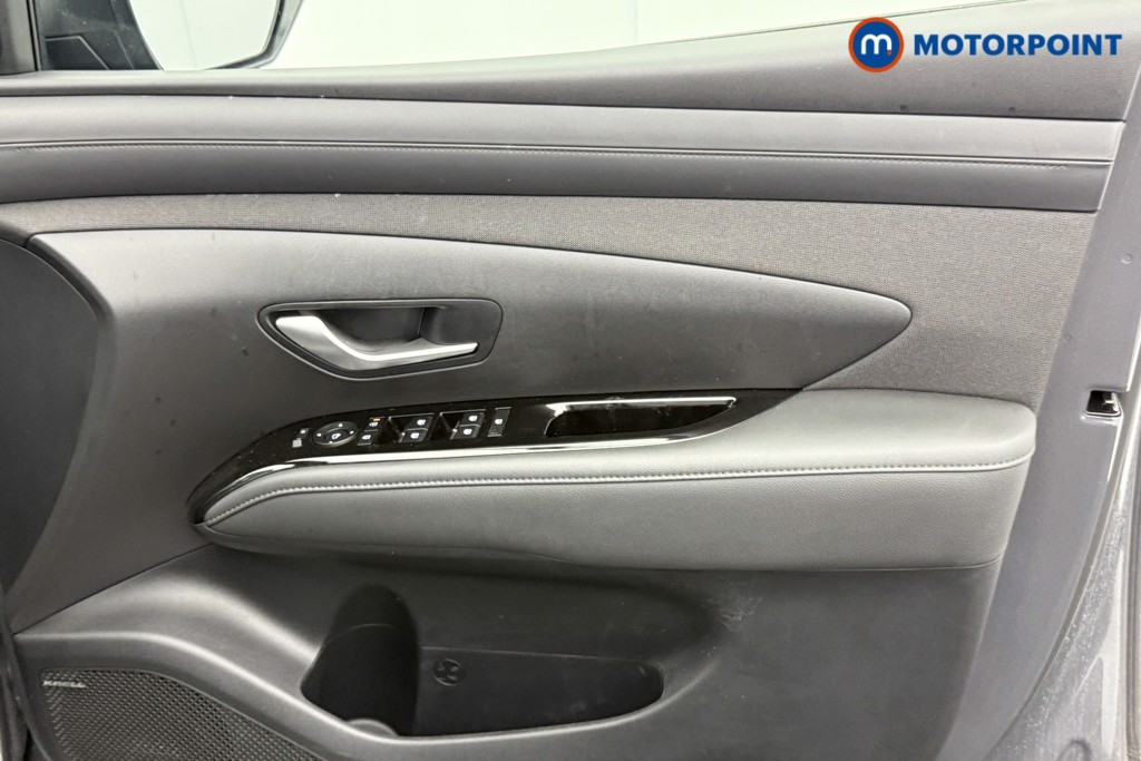 Hyundai Tucson Premium Manual Petrol SUV - Stock Number (1547603) - 15th supplementary image