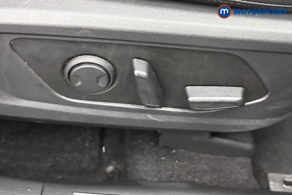 Hyundai Tucson Premium Manual Petrol SUV - Stock Number (1547603) - 16th supplementary image