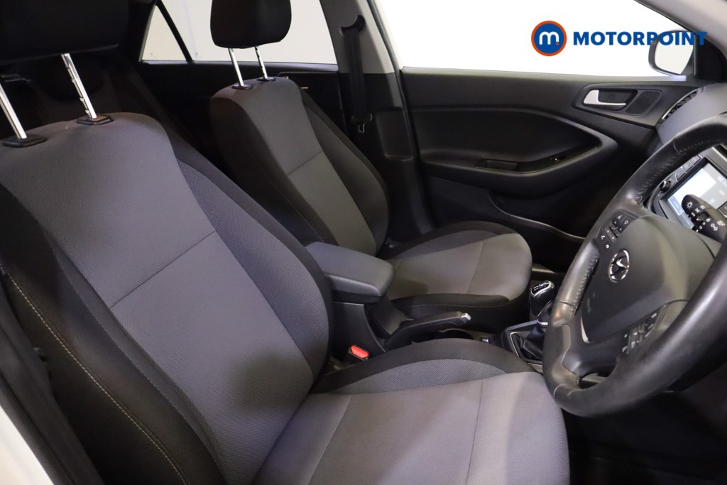 Hyundai I20 Play Manual Petrol Hatchback - Stock Number (1548048) - 6th supplementary image