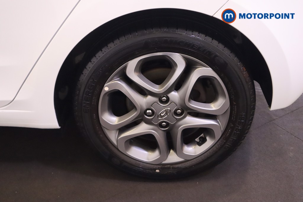 Hyundai I20 Play Manual Petrol Hatchback - Stock Number (1548048) - 9th supplementary image