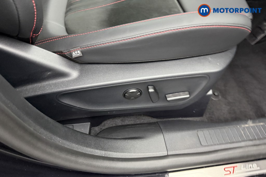 Ford Kuga St-Line X Automatic Petrol Plug-In Hybrid SUV - Stock Number (1548426) - 18th supplementary image
