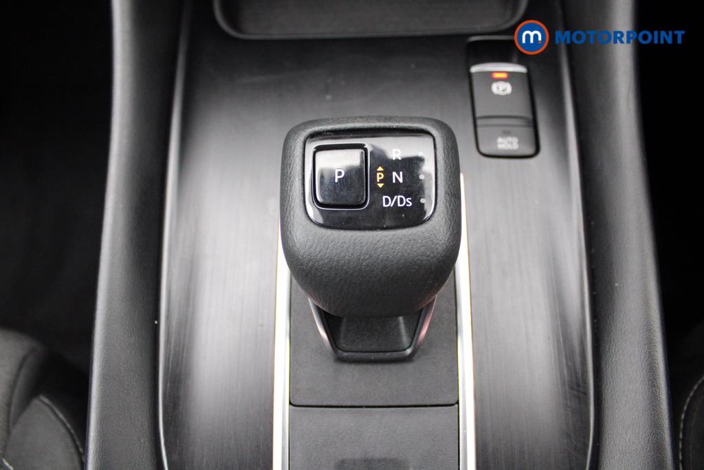Nissan Qashqai N-Connecta Automatic Petrol SUV - Stock Number (1548581) - 7th supplementary image