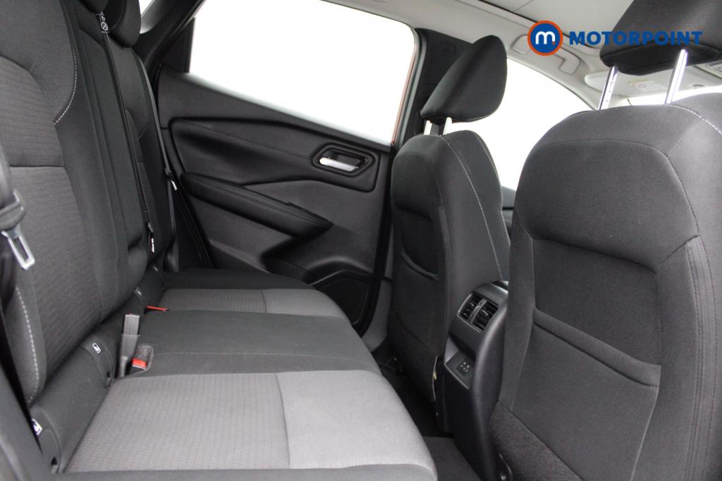 Nissan Qashqai N-Connecta Automatic Petrol SUV - Stock Number (1548581) - 9th supplementary image