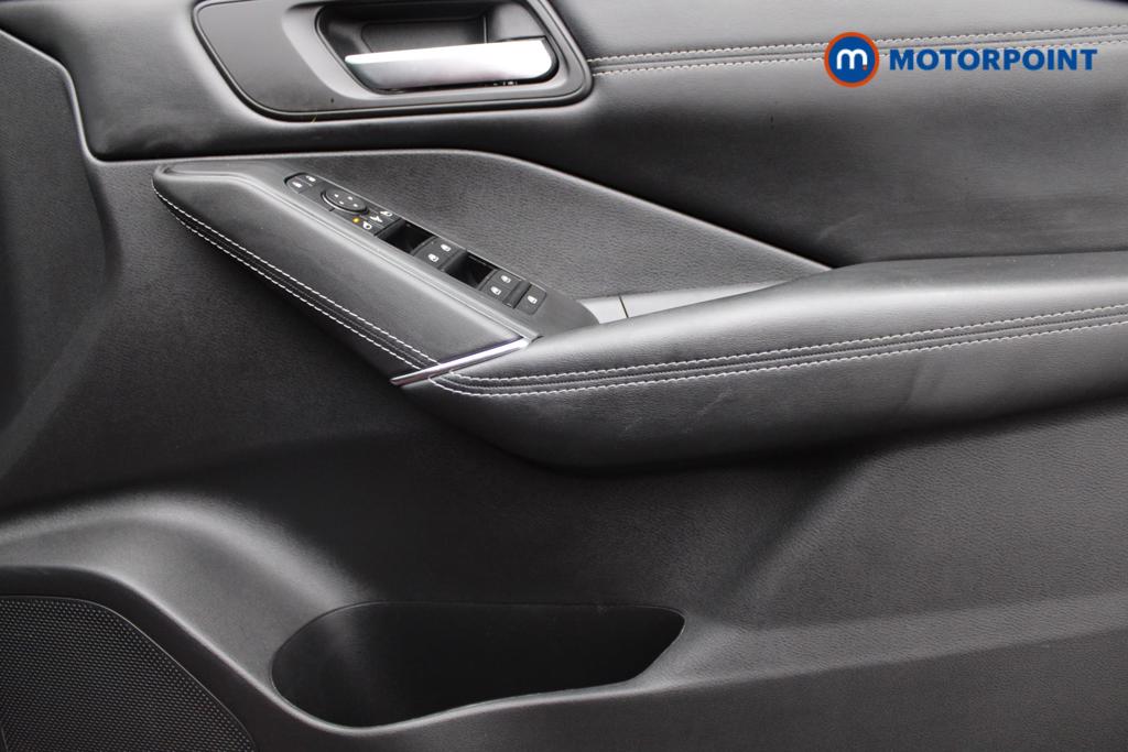 Nissan Qashqai N-Connecta Automatic Petrol SUV - Stock Number (1548581) - 18th supplementary image