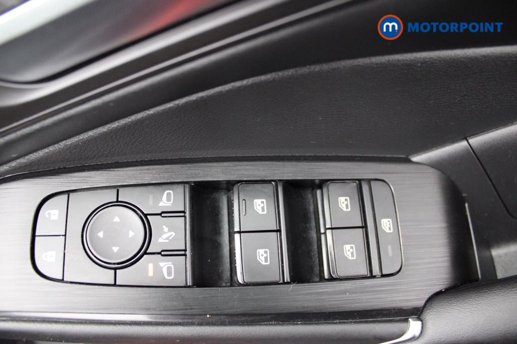 Nissan Qashqai N-Connecta Automatic Petrol SUV - Stock Number (1548581) - 19th supplementary image