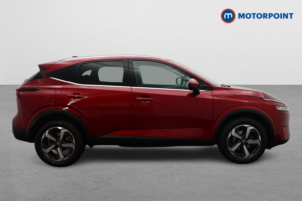 Nissan Qashqai N-Connecta Automatic Petrol SUV - Stock Number (1548581) - Drivers side