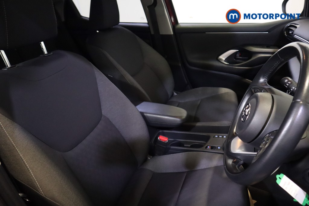 Toyota Yaris Design Automatic Petrol-Electric Hybrid Hatchback - Stock Number (1548600) - 6th supplementary image