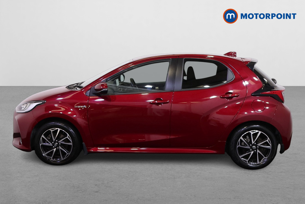 Toyota Yaris Design Automatic Petrol-Electric Hybrid Hatchback - Stock Number (1548600) - Passenger side