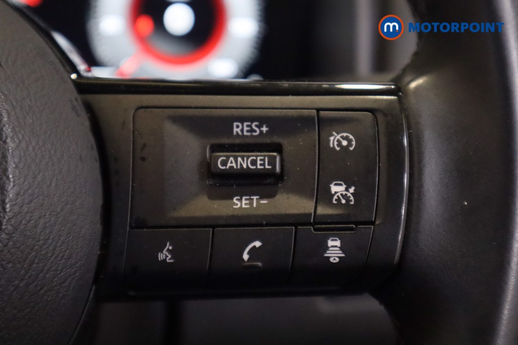 Nissan Qashqai N-Connecta Manual Petrol SUV - Stock Number (1548877) - 15th supplementary image