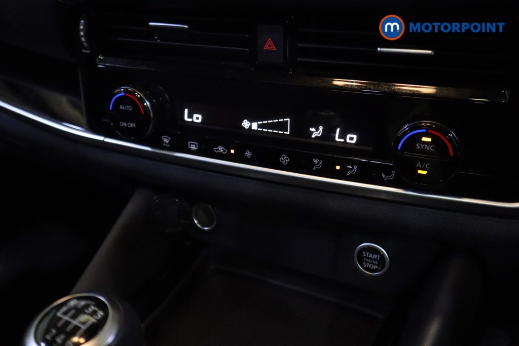 Nissan Qashqai N-Connecta Manual Petrol SUV - Stock Number (1548877) - 18th supplementary image