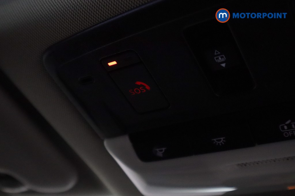 Nissan Qashqai N-Connecta Manual Petrol SUV - Stock Number (1548877) - 19th supplementary image