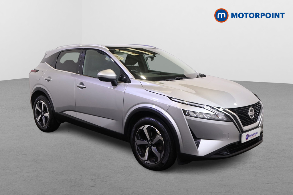 Nissan Qashqai N-Connecta Manual Petrol SUV - Stock Number (1548877) - Drivers side front corner