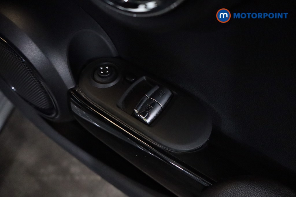 Mini Hatchback Cooper Sport Manual Petrol Hatchback - Stock Number (1549116) - 7th supplementary image