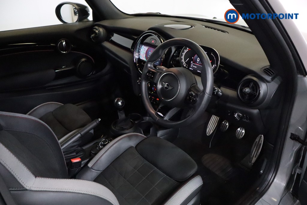 Mini Hatchback Cooper Sport Manual Petrol Hatchback - Stock Number (1549116) - 1st supplementary image