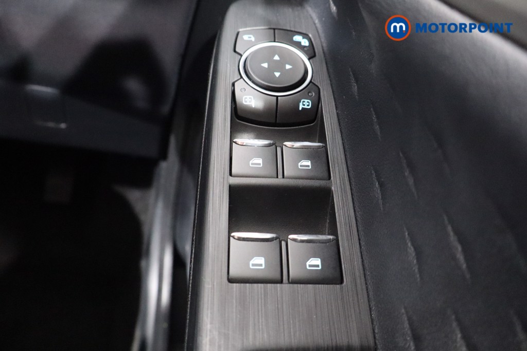 Ford Kuga Titanium First Edition Manual Petrol SUV - Stock Number (1549408) - 21st supplementary image