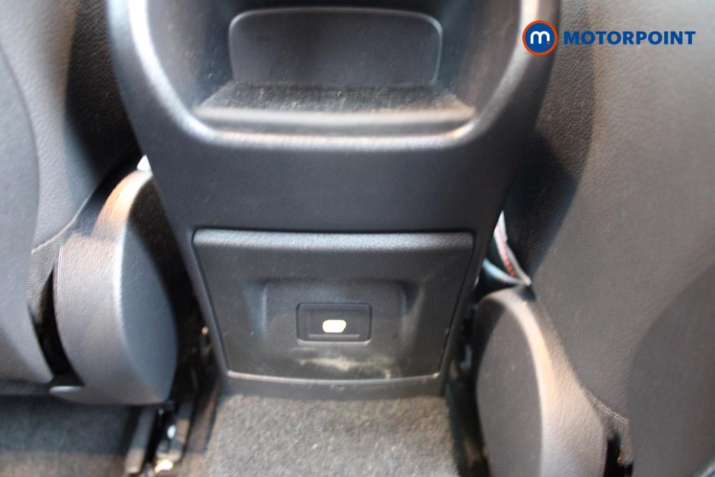 Mercedes-Benz A Class Amg Line Automatic Petrol Hatchback - Stock Number (1550199) - 21st supplementary image