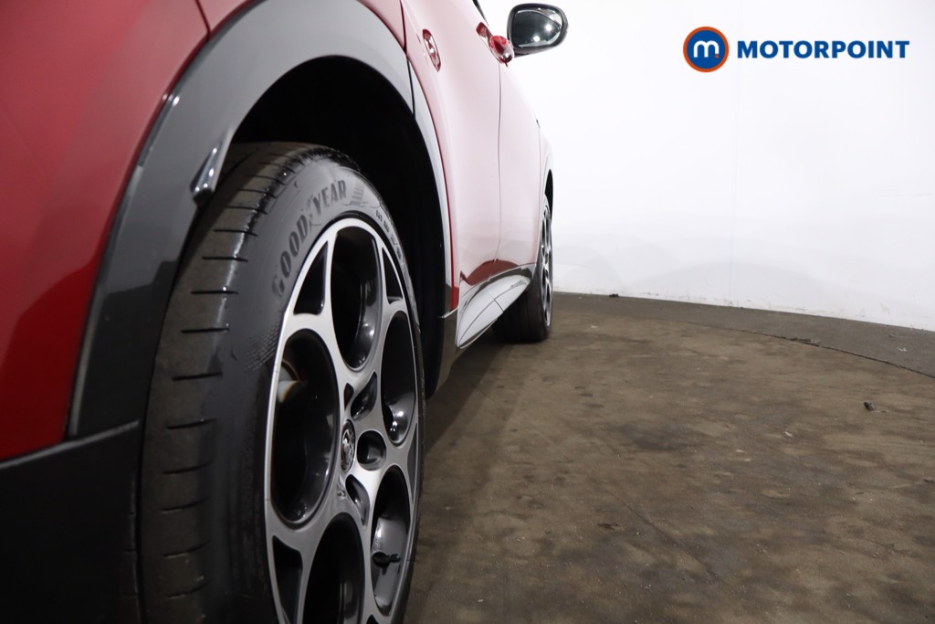 Alfa Romeo Tonale Veloce Automatic Petrol Plug-In Hybrid SUV - Stock Number (1550301) - 27th supplementary image