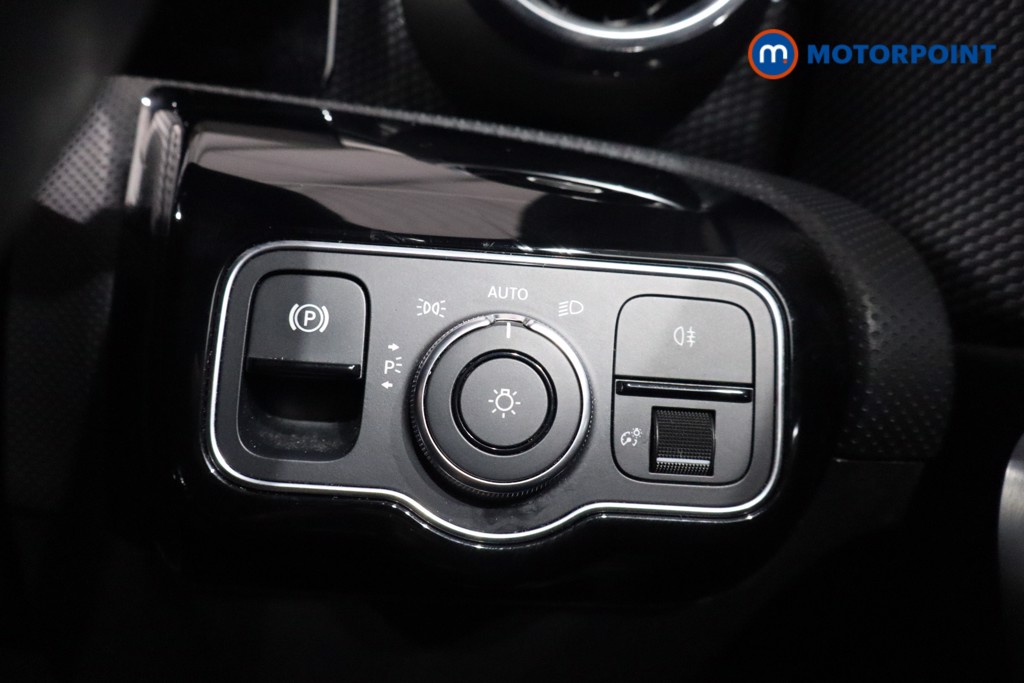 Mercedes-Benz A Class Sport Automatic Petrol Hatchback - Stock Number (1527024) - 17th supplementary image