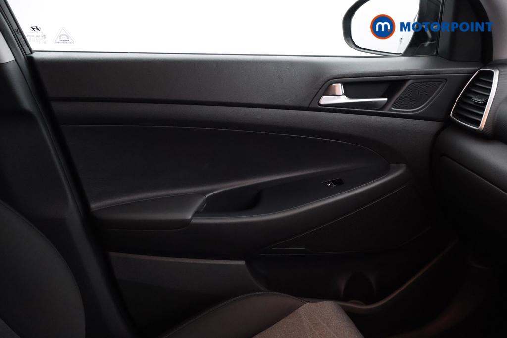 Hyundai Tucson Se Nav Manual Petrol SUV - Stock Number (1529216) - 8th supplementary image