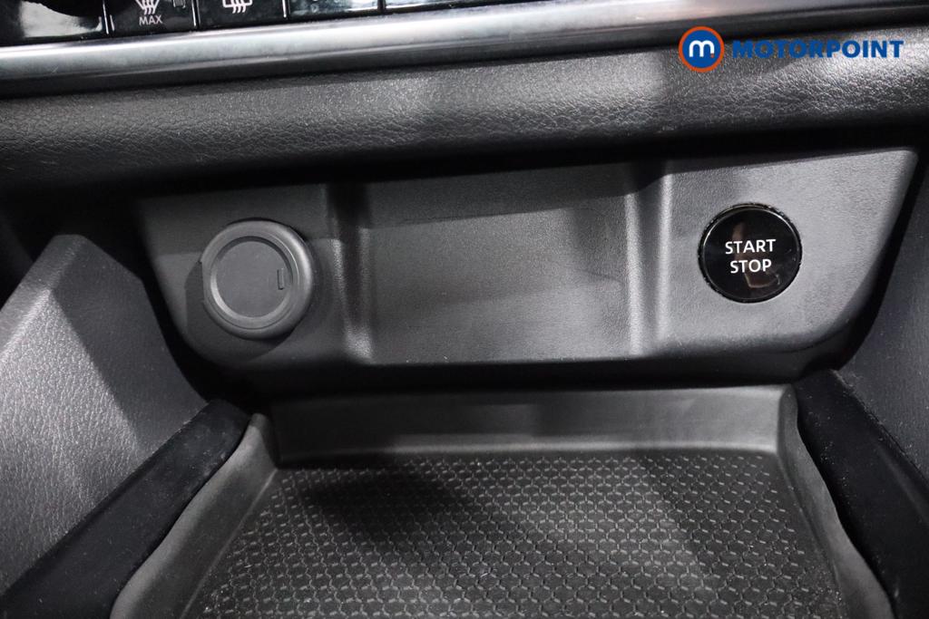 Nissan Qashqai Acenta Premium Automatic Petrol-Electric Hybrid SUV - Stock Number (1530346) - 4th supplementary image