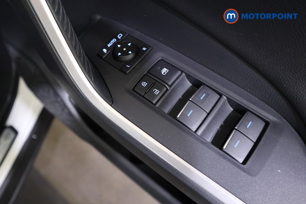 Toyota Rav4 Dynamic Automatic Petrol-Electric Hybrid SUV - Stock Number (1534460) - 9th supplementary image