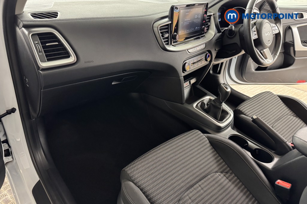 KIA Ceed 2 Manual Petrol Hatchback - Stock Number (1537190) - 7th supplementary image
