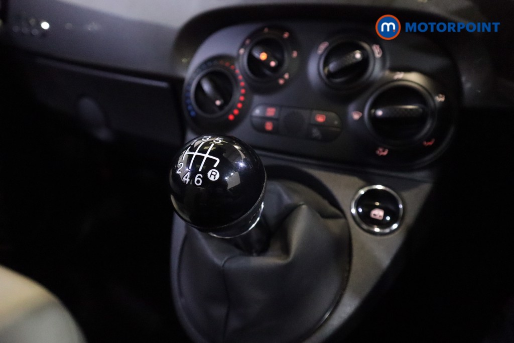 Fiat 500 Dolcevita Manual Petrol-Electric Hybrid Hatchback - Stock Number (1543190) - 15th supplementary image