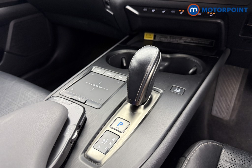Lexus UX 300E 150Kw 54.3 Kwh 5Dr E-Cvt Takumi Pack Automatic Electric SUV - Stock Number (1543838) - 12th supplementary image