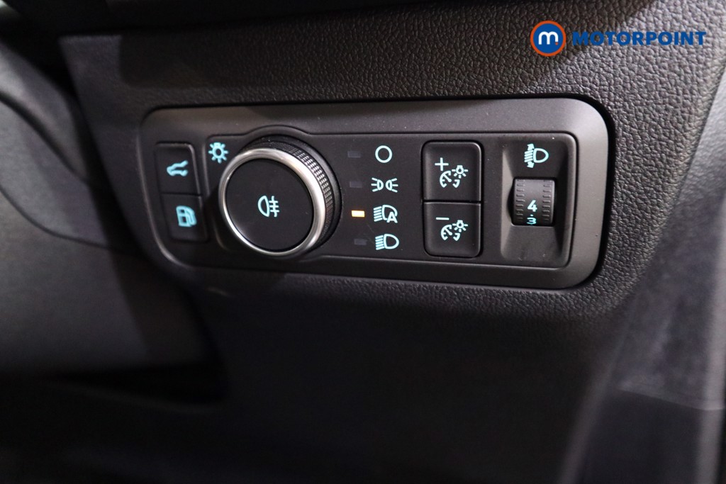 Ford Kuga St-Line X Automatic Petrol Plug-In Hybrid SUV - Stock Number (1544429) - 9th supplementary image