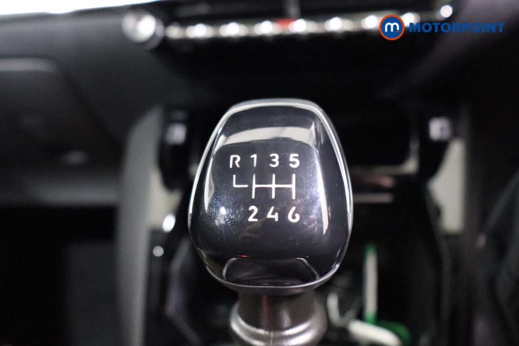 Peugeot 208 Allure Manual Petrol Hatchback - Stock Number (1544795) - 4th supplementary image