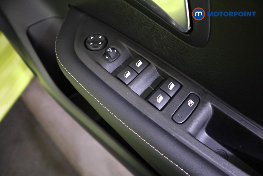 Peugeot 208 Allure Manual Petrol Hatchback - Stock Number (1544806) - 9th supplementary image