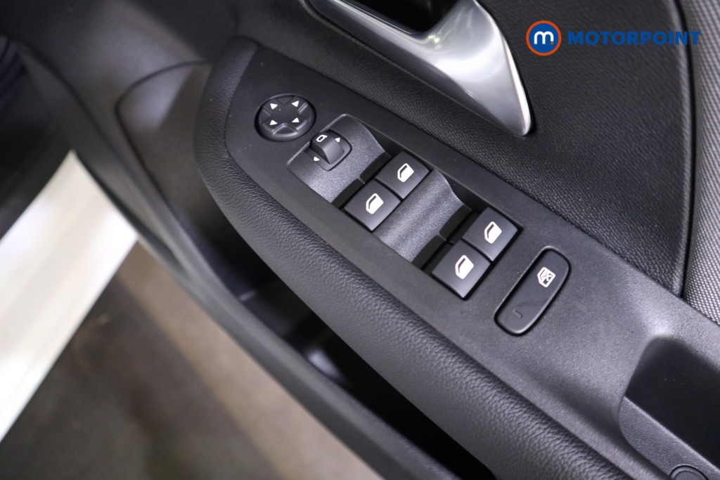 Vauxhall Mokka Griffin Manual Petrol SUV - Stock Number (1544834) - 9th supplementary image