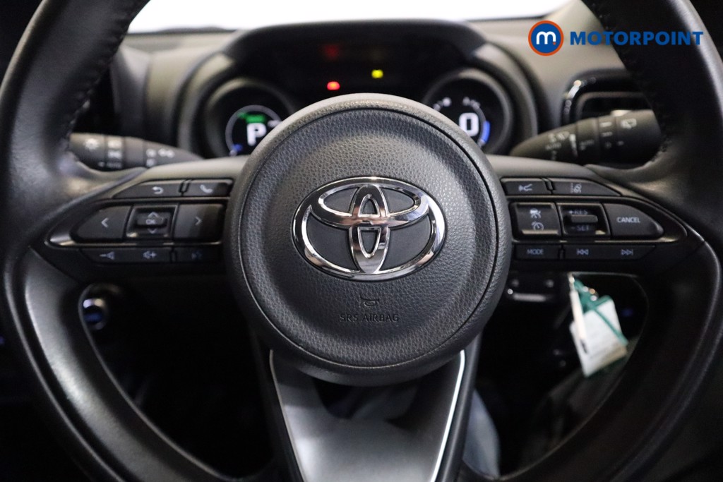 Toyota Yaris Design Automatic Petrol-Electric Hybrid Hatchback - Stock Number (1545307) - 8th supplementary image