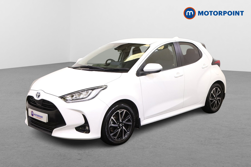 Toyota Yaris Design Automatic Petrol-Electric Hybrid Hatchback - Stock Number (1545307) - Passenger side front corner