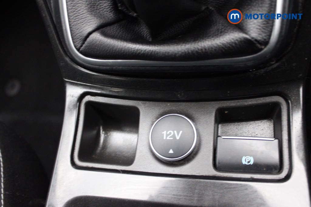 Ford Kuga Titanium Edition Manual Petrol SUV - Stock Number (1545908) - 14th supplementary image