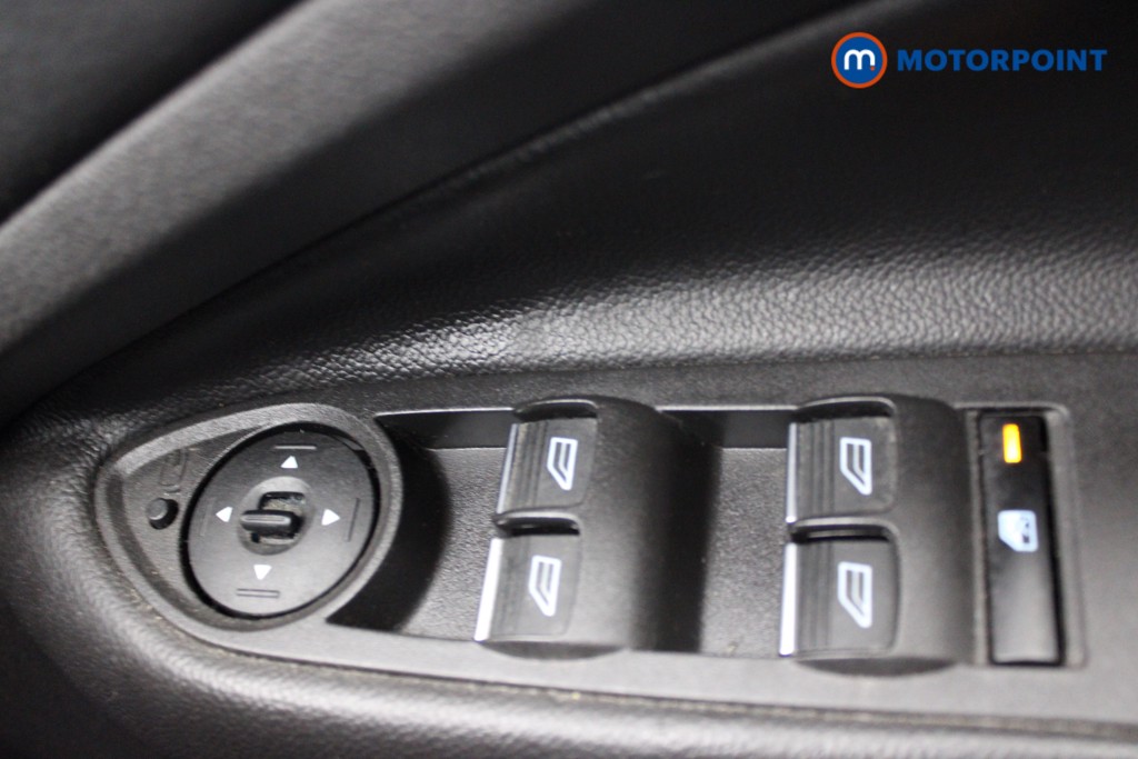 Ford Kuga Titanium Edition Manual Petrol SUV - Stock Number (1545908) - 19th supplementary image