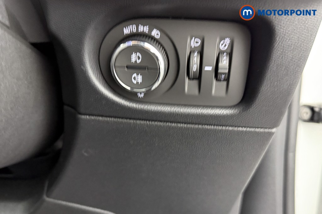 Vauxhall Mokka Gs Line Automatic Electric SUV - Stock Number (1546302) - 14th supplementary image