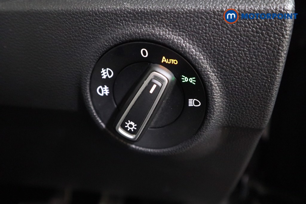 Volkswagen T-Roc R-Line Automatic Petrol SUV - Stock Number (1546419) - 10th supplementary image