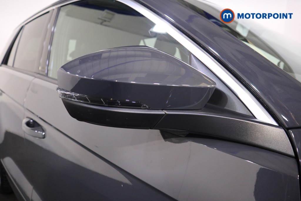 Volkswagen T-Roc R-Line Automatic Petrol SUV - Stock Number (1546419) - 25th supplementary image