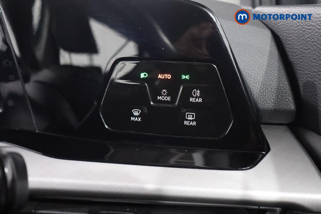 Volkswagen Golf Life Manual Petrol Hatchback - Stock Number (1546464) - 8th supplementary image