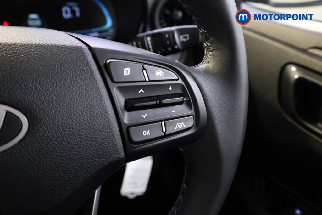 Hyundai I10 Advance Automatic Petrol Hatchback - Stock Number (1547257) - 4th supplementary image