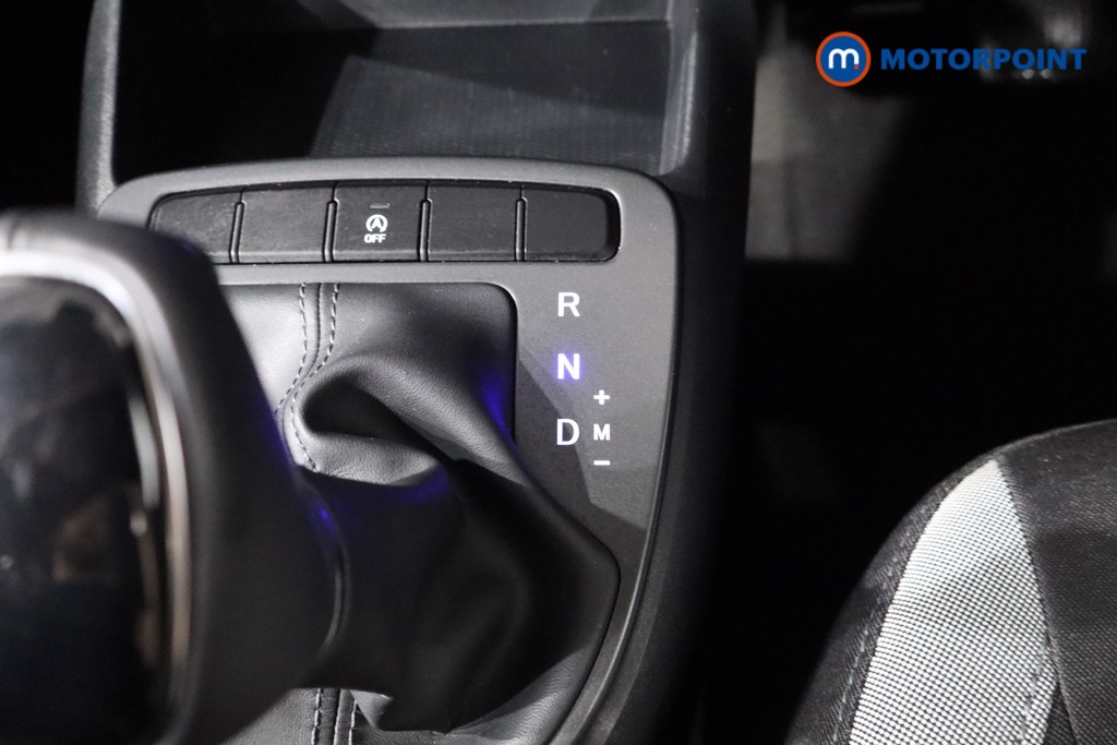 Hyundai I10 Advance Automatic Petrol Hatchback - Stock Number (1547267) - 15th supplementary image
