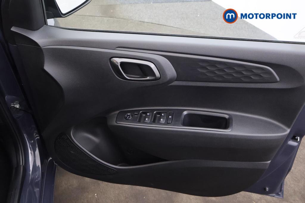 Hyundai I10 Advance Automatic Petrol Hatchback - Stock Number (1547271) - 9th supplementary image