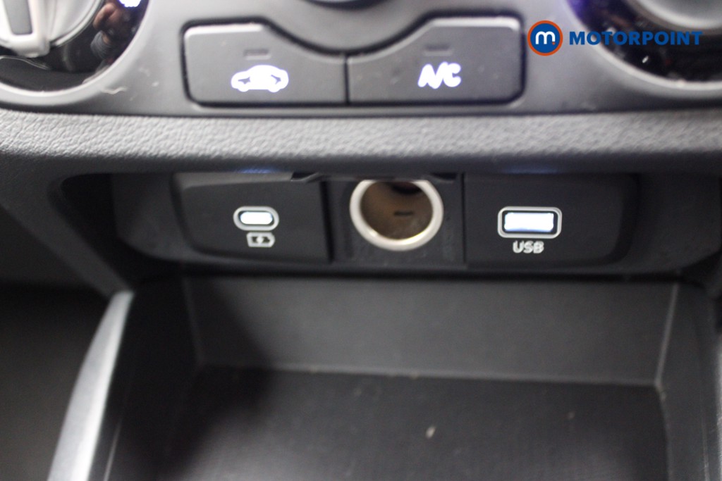 Hyundai I10 Advance Automatic Petrol Hatchback - Stock Number (1547285) - 11th supplementary image