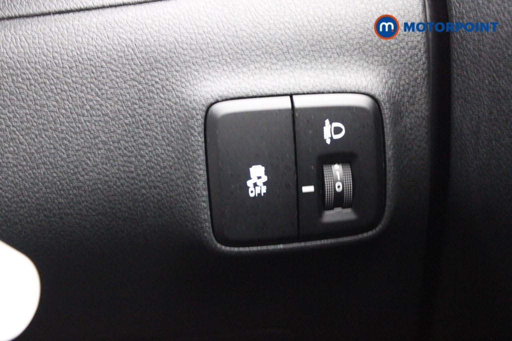 Hyundai I10 Advance Automatic Petrol Hatchback - Stock Number (1547285) - 16th supplementary image