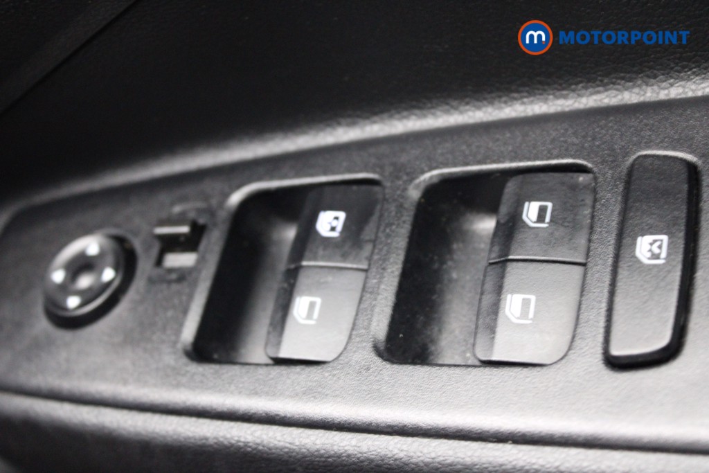 Hyundai I10 Advance Automatic Petrol Hatchback - Stock Number (1547285) - 18th supplementary image